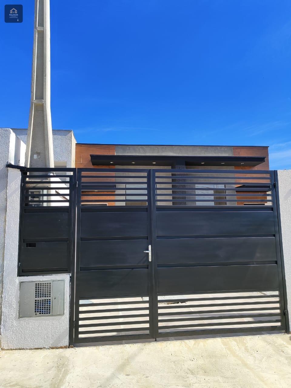 Casa de 1 dormitório com quintal e estrutura pra construir mais 1 quarto