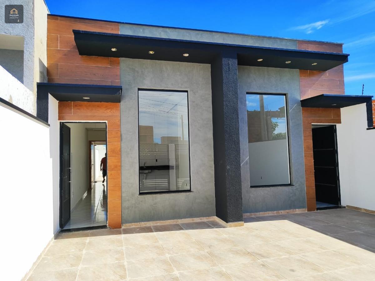 Casa de 1 dormitório com quintal e estrutura pra construir mais 1 quarto - Daniela Dias dos Santos Negócios Imobiliários