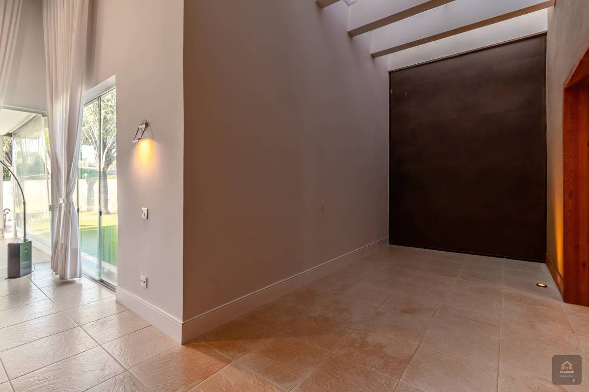 Casa de condomínio à venda, Kurumin, com 4 quartos, 560m² - Daniela Dias dos Santos Negócios Imobiliários